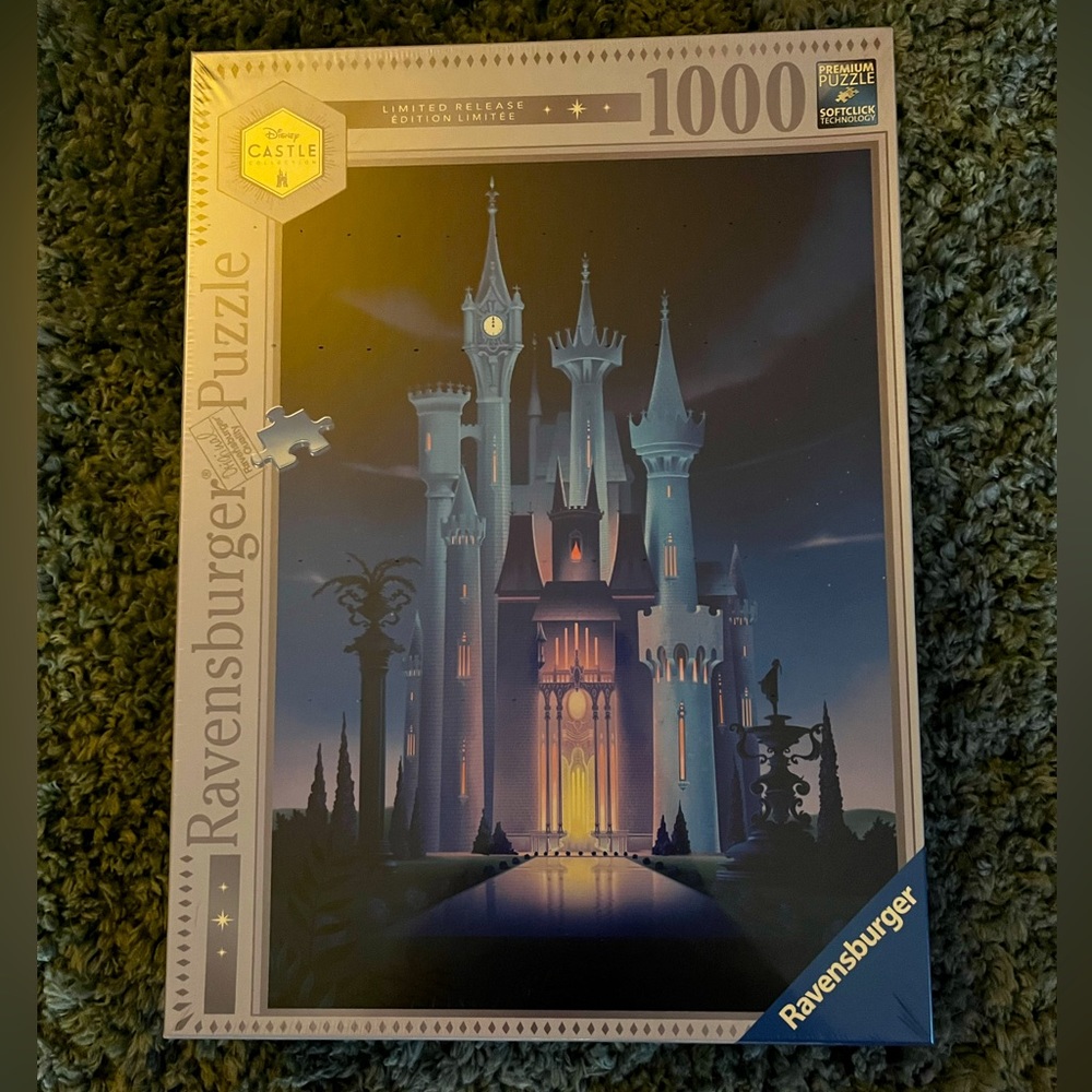 Limited Edition Castle Collection Disney Ravensburger 1/10 in Series Cinderella